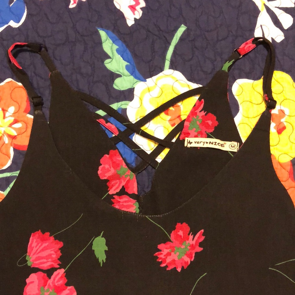 Floral Tank Top - Picture 6 of 6